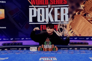 2023WSOP欧洲站，香港选手Wing Po Liu获得金手链